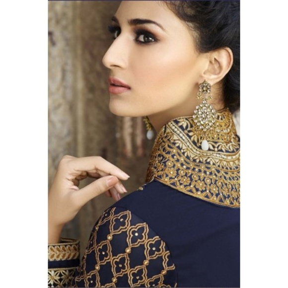 Brand new Indian Pakistani blue suit - Picture 2 of 8